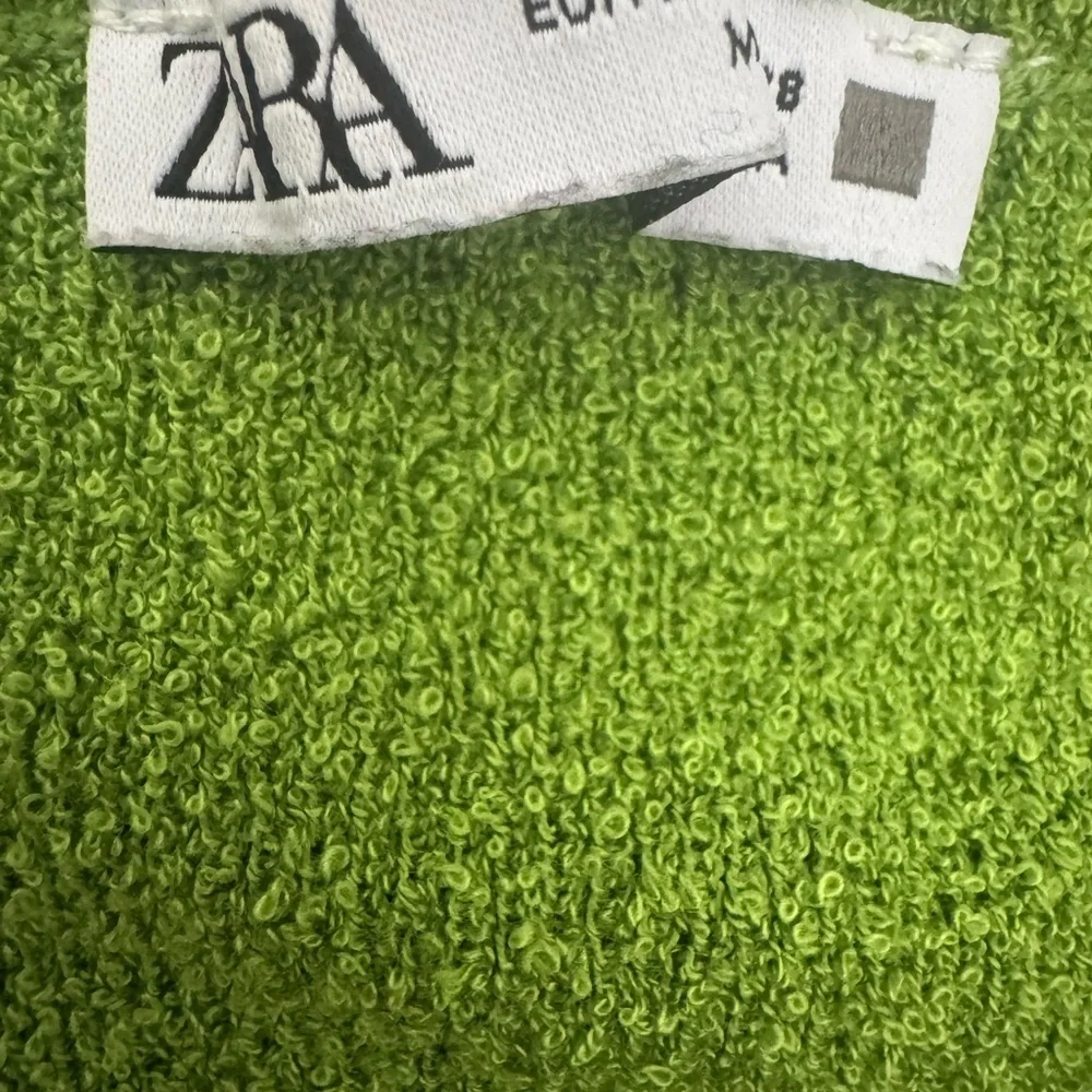 ZARA Apple Green Knit Midi Dress Cutwork Waist Size M - Picture 8 of 8